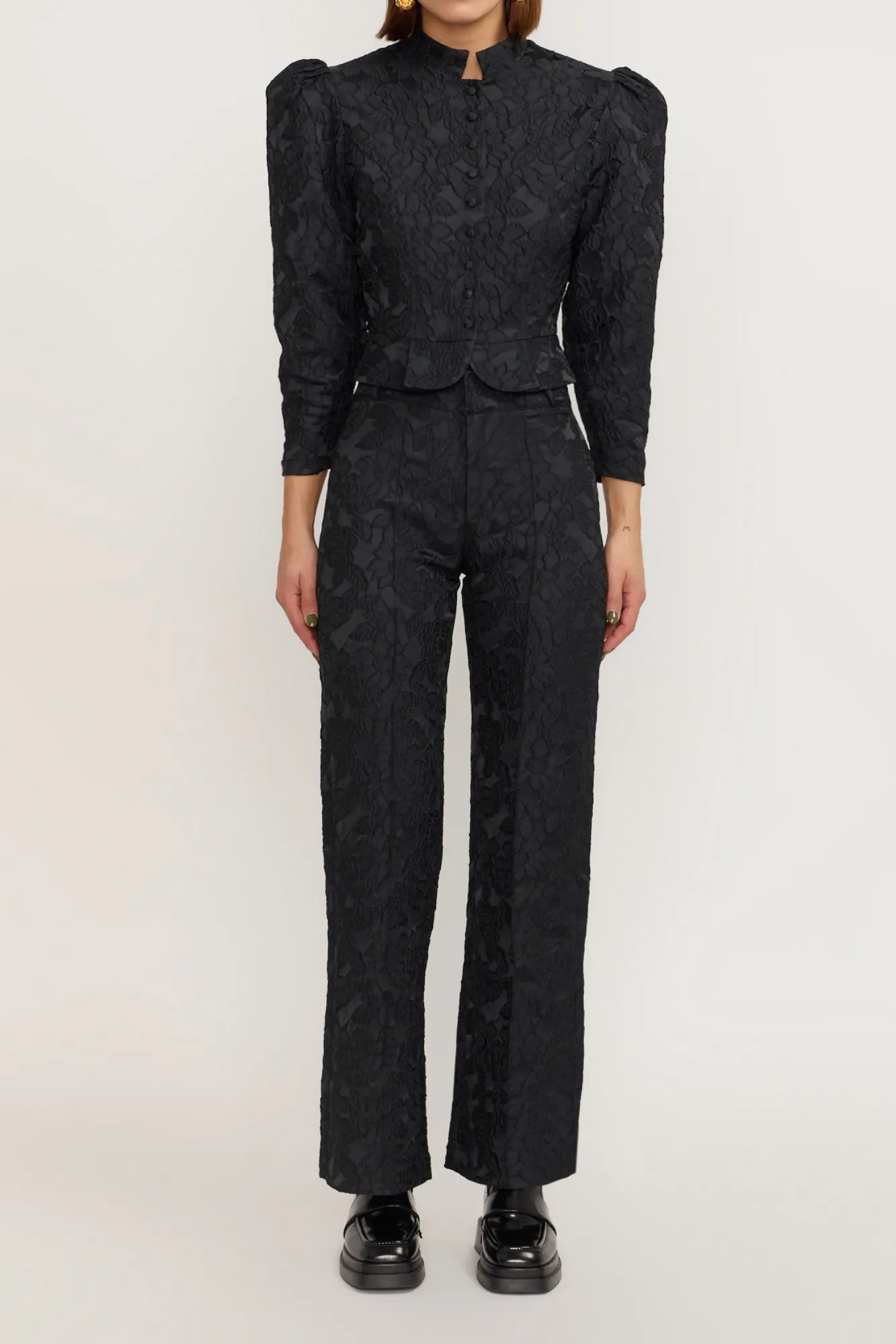 BLACK Embossed Puff Sleeve Jacket