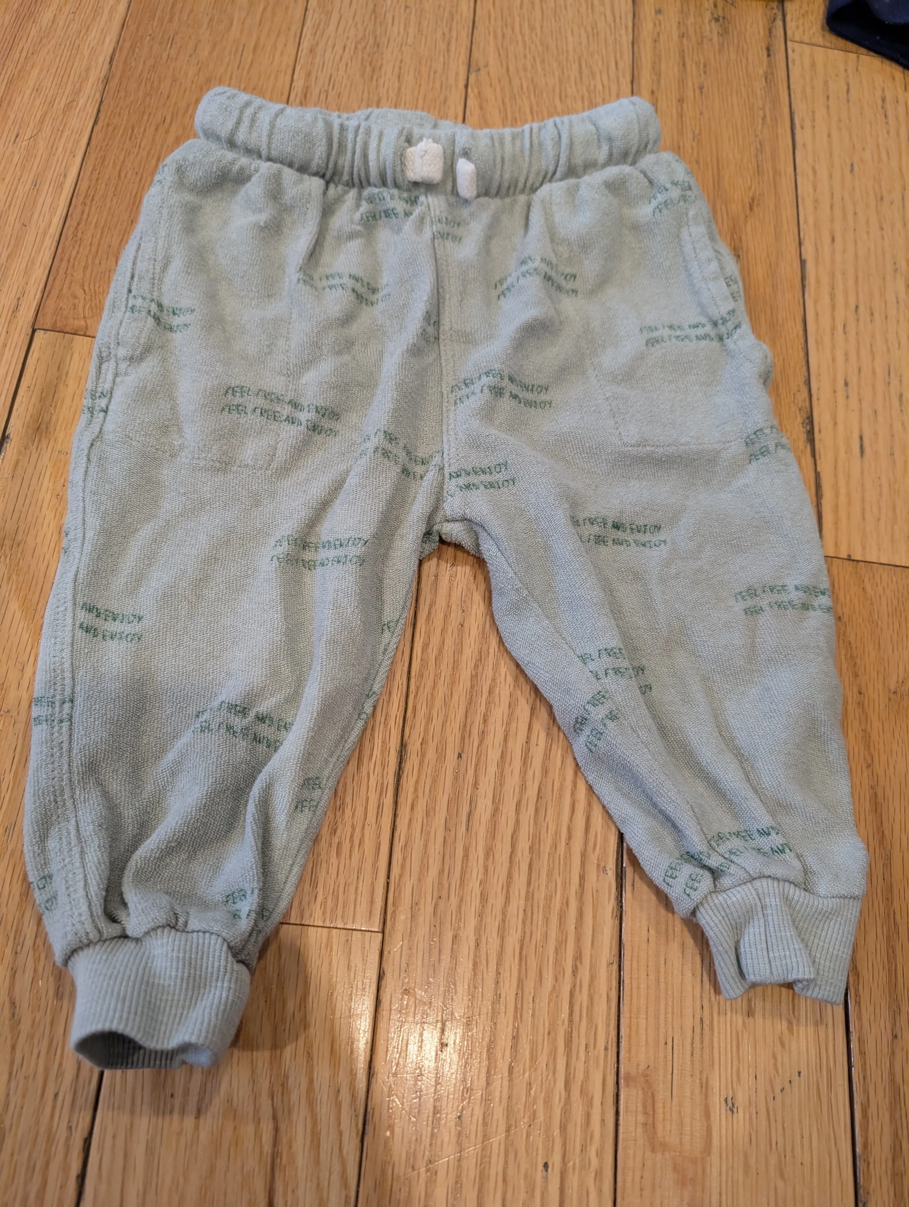 Boys 6-12 months pant bundle (B3) - brands: Carter's, Joe Fresh, Gap   Zara, Kids 12 Month (9-12M)