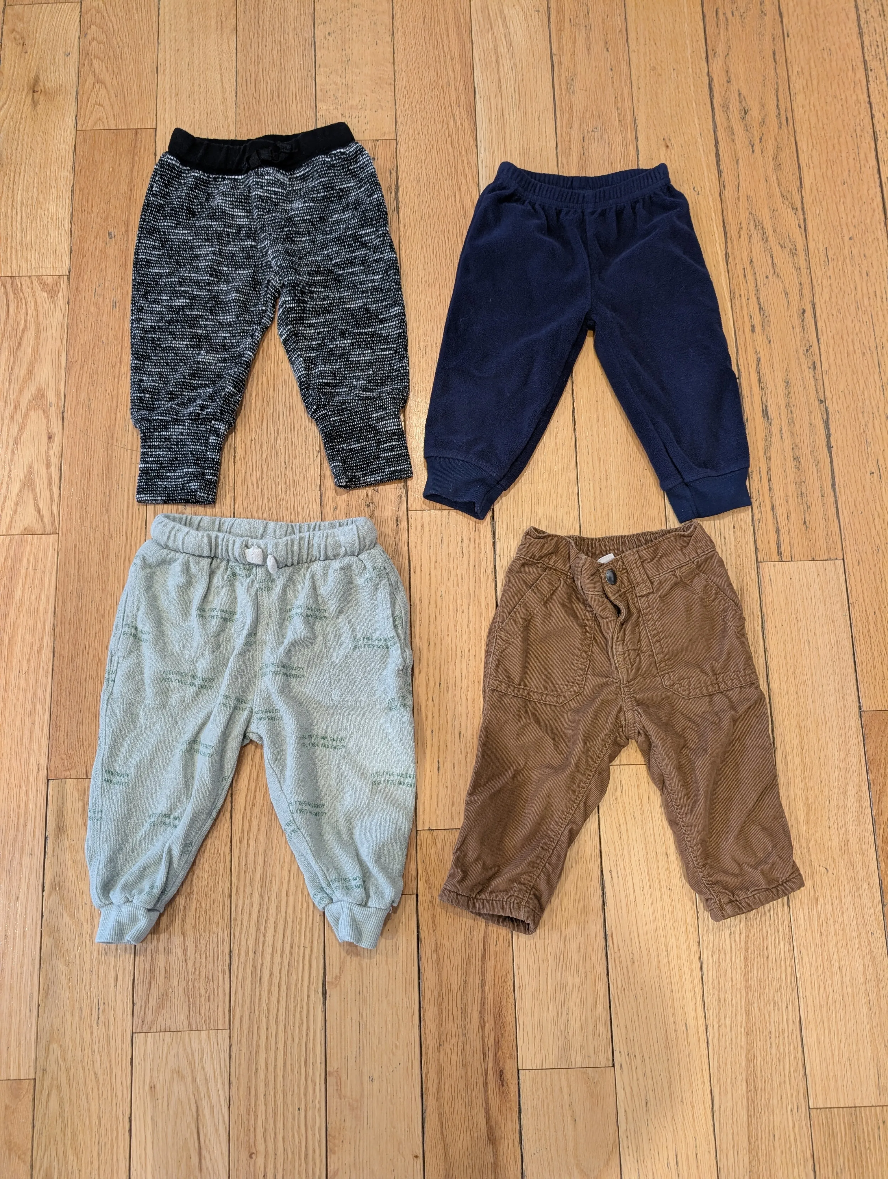 Boys 6-12 months pant bundle (B3) - brands: Carter's, Joe Fresh, Gap   Zara, Kids 12 Month (9-12M)