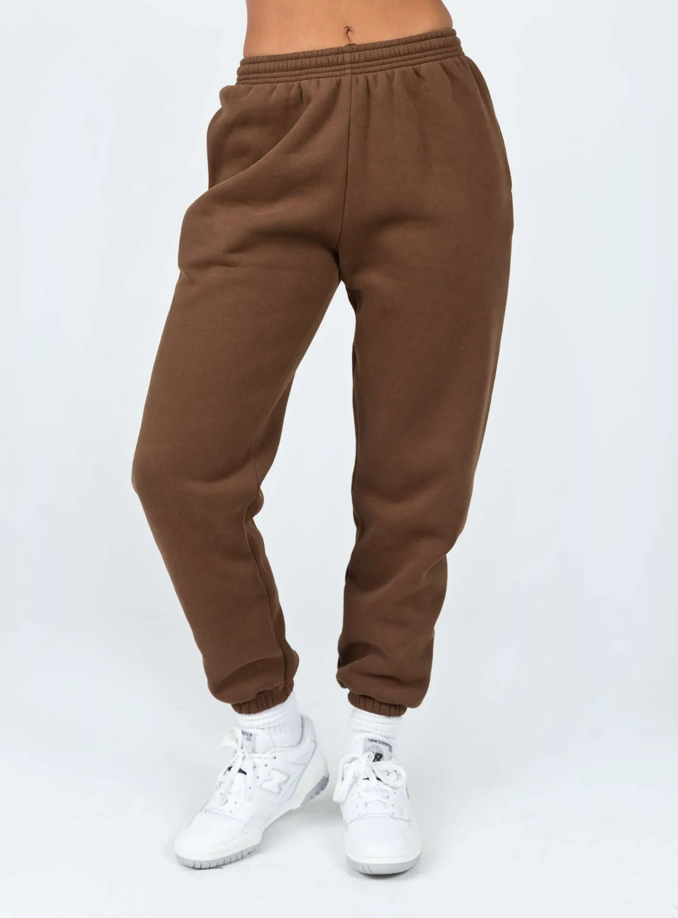Club Basic Trackpants Brown