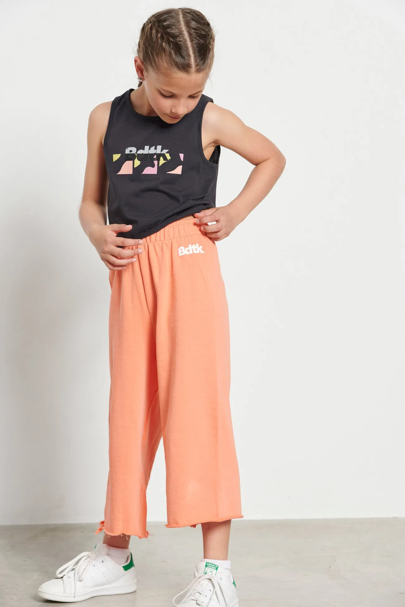 Kids’ BDTK high-waisted 7/8 sweatpants for girls