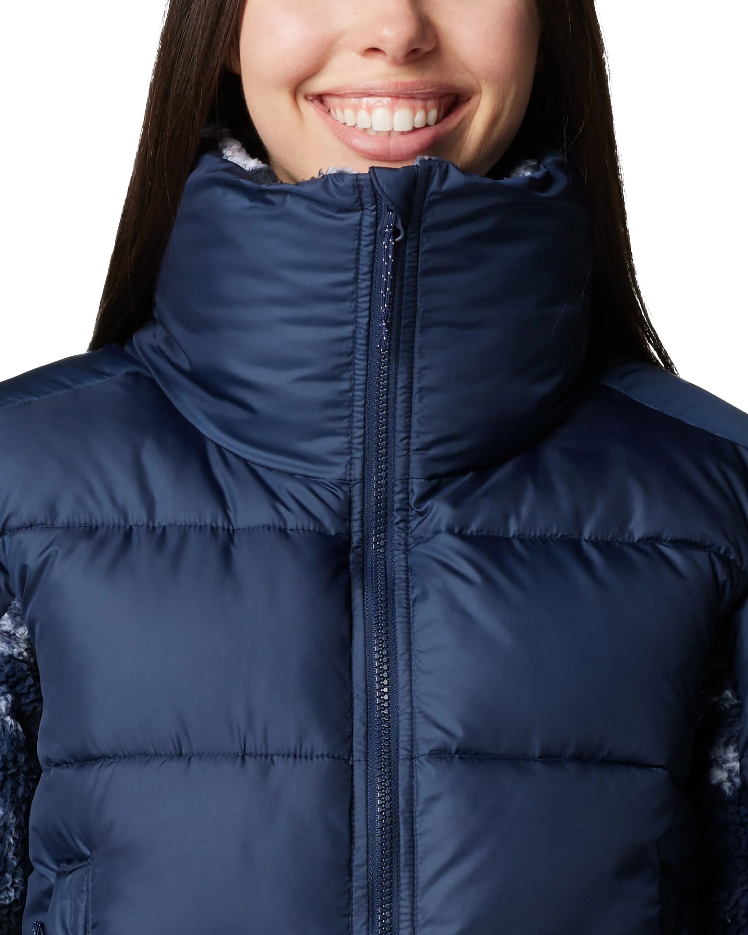 Leadbetter Point II Print Sherpa Hybrid Jacket in Collegiate Navy & Collegiate Navy Shadowvines