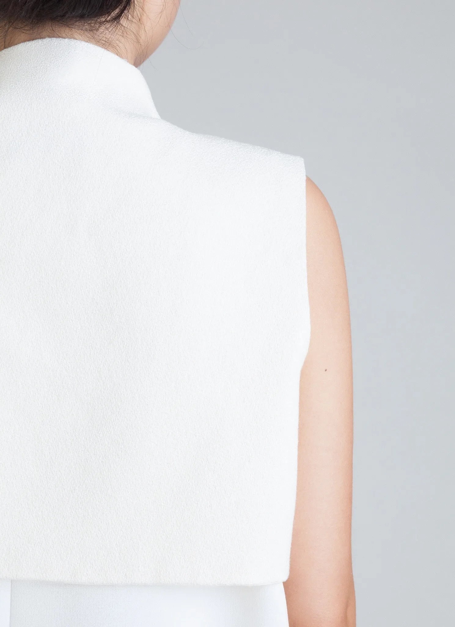 Piece of Travels Sleeveless Cropped Vest - Eggshell