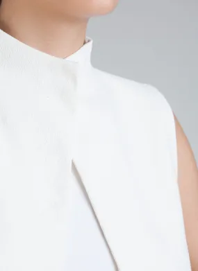 Piece of Travels Sleeveless Cropped Vest - Eggshell