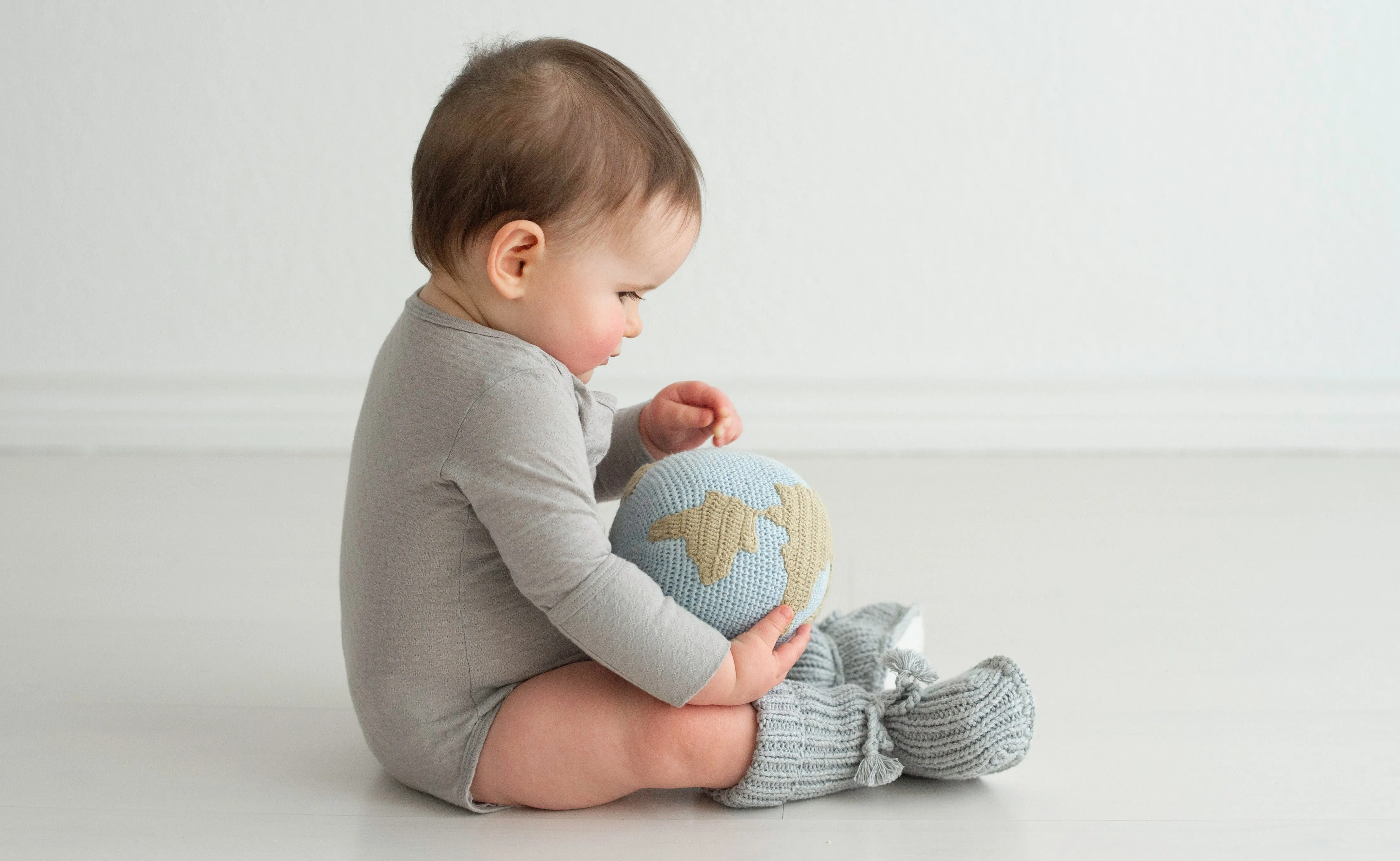 Pointelle Onesie with Handcover