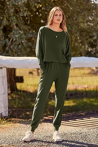 PRETTYGARDEN Women's 2023 Fall Fashion Outfits 2 Piece Sweatsuit Solid Color Long Sleeve Pullover Long Pants (Grey Blue,X-Large)