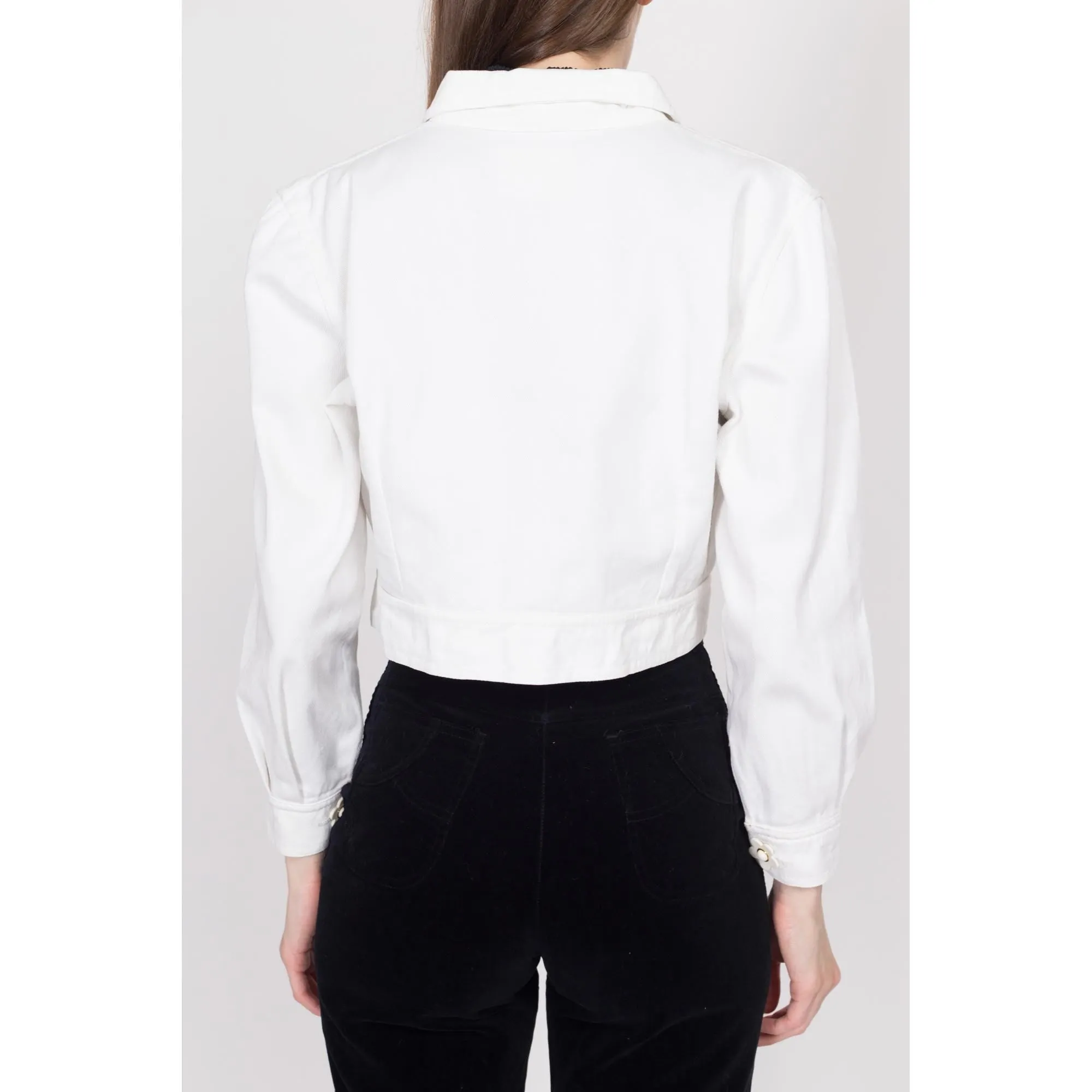 Small 90s White Flower Button Cropped Denim Jacket