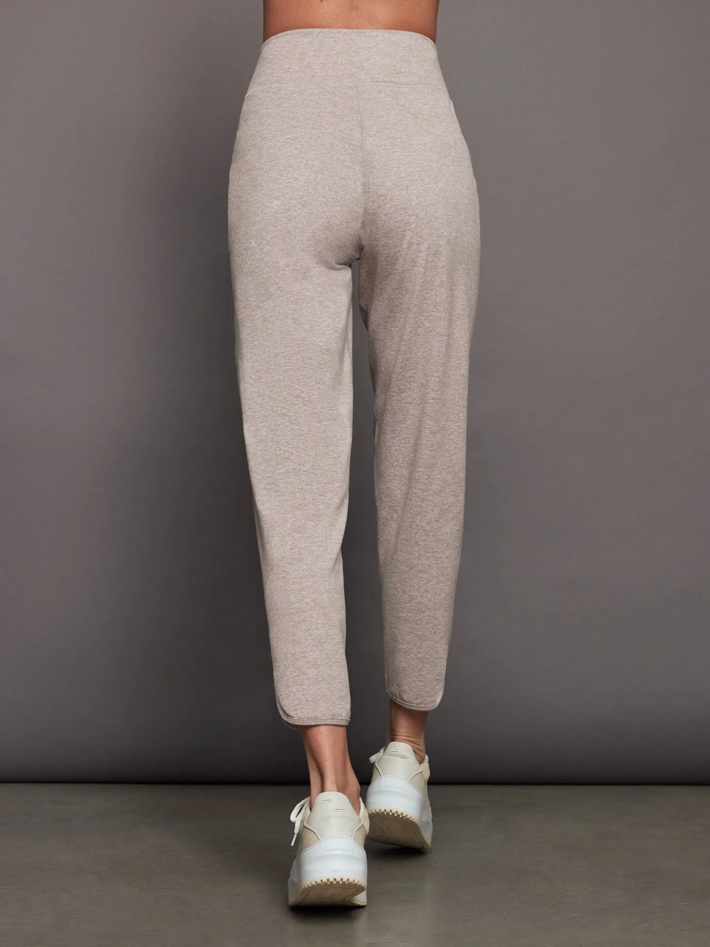 Wrap Jogger in Melt - Oatmeal Heather